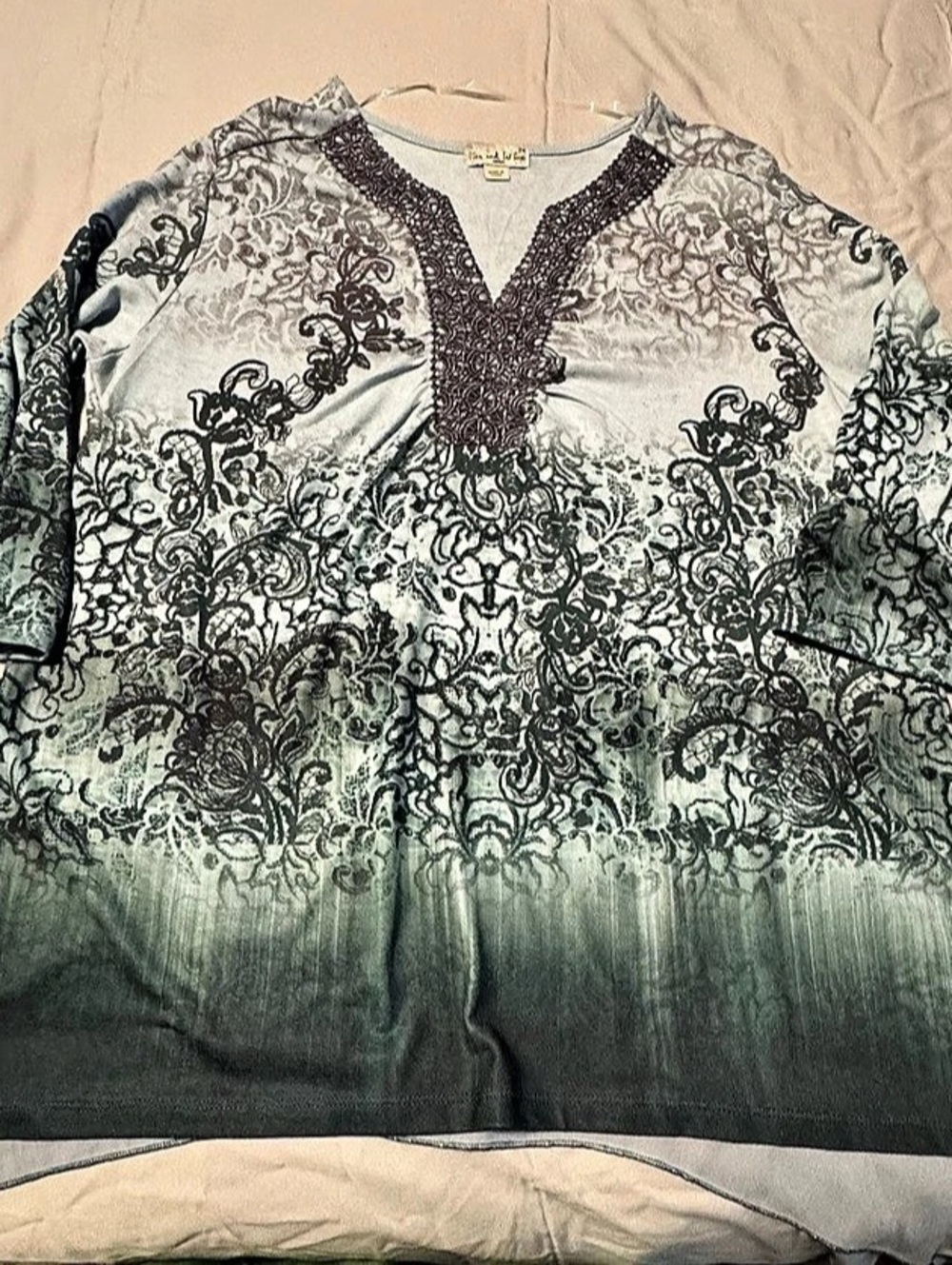 Live and Let Live Floral Lace Neck Tunic Blue & Black Size 2X